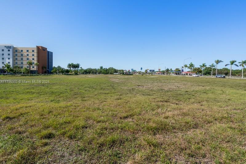 MIAMI LAND & DEVELOPMENT - Land