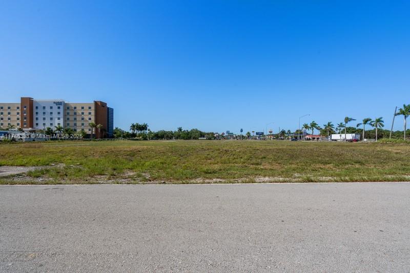 MIAMI LAND & DEVELOPMENT - Land