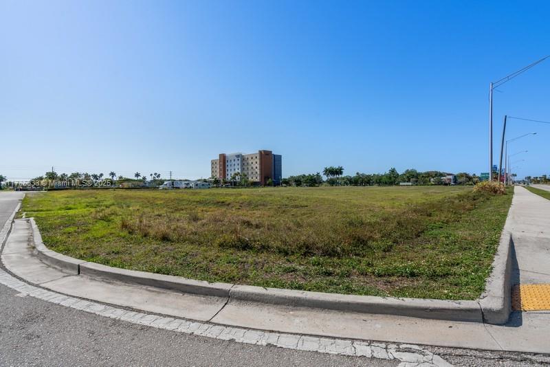 MIAMI LAND & DEVELOPMENT - Land