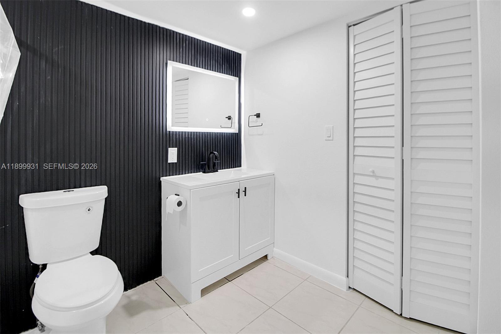 ENVIRON I CONDO 9 - Residential