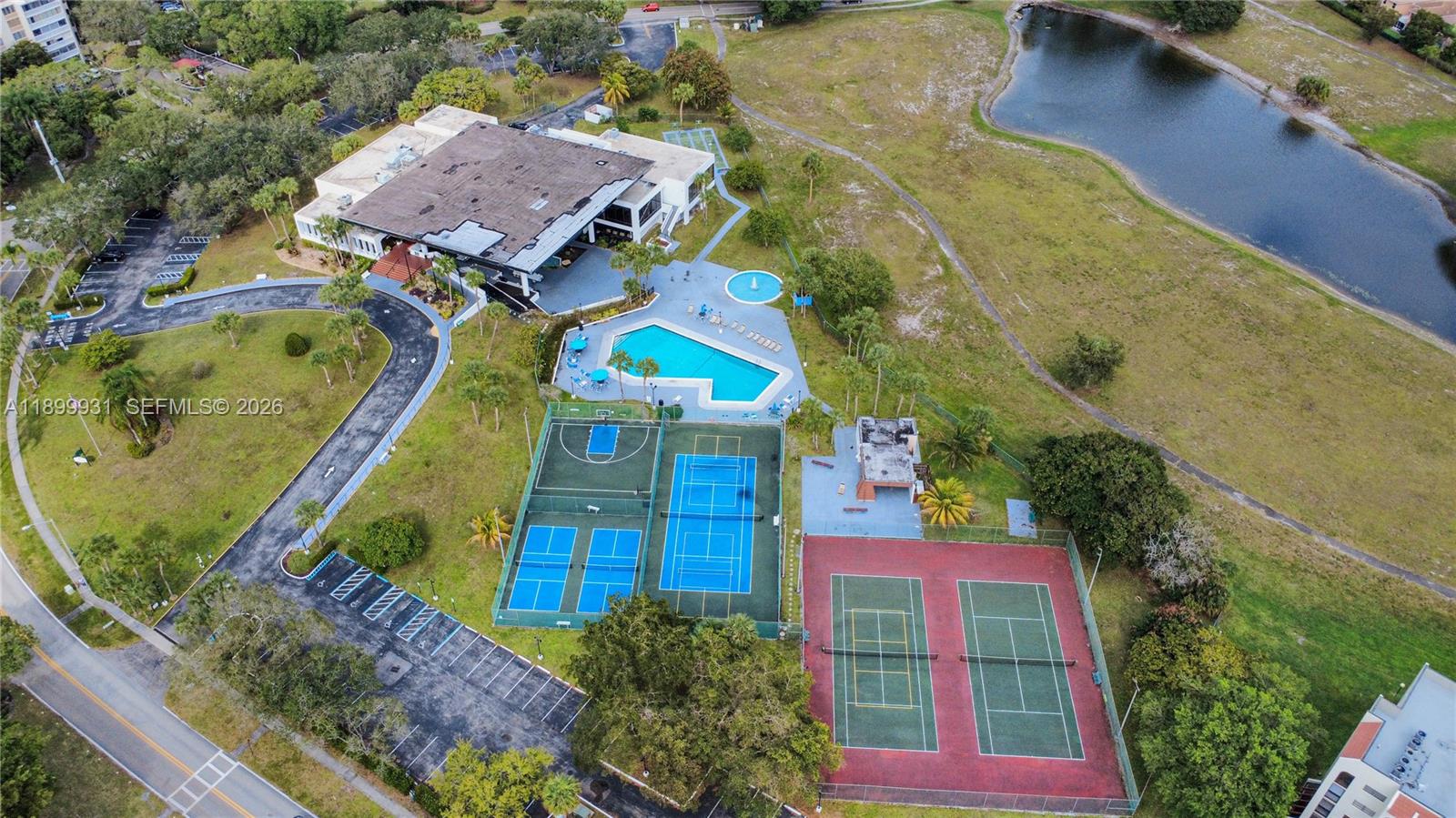 ENVIRON I CONDO 9 - Residential