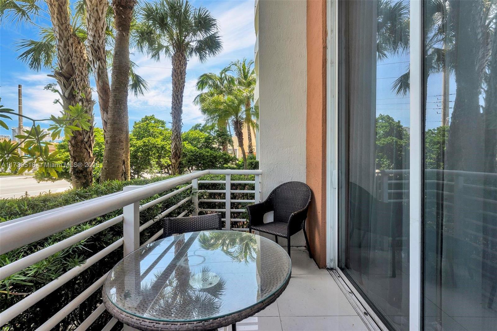VENTURE AT AVENTURA EAST - Residential