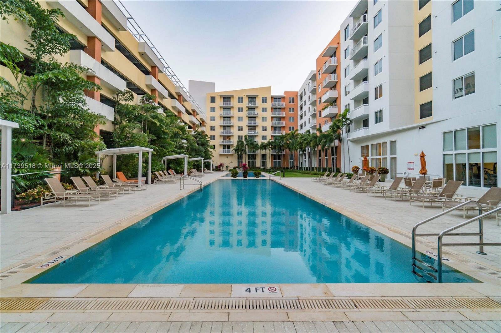 VENTURE AT AVENTURA EAST - Residential