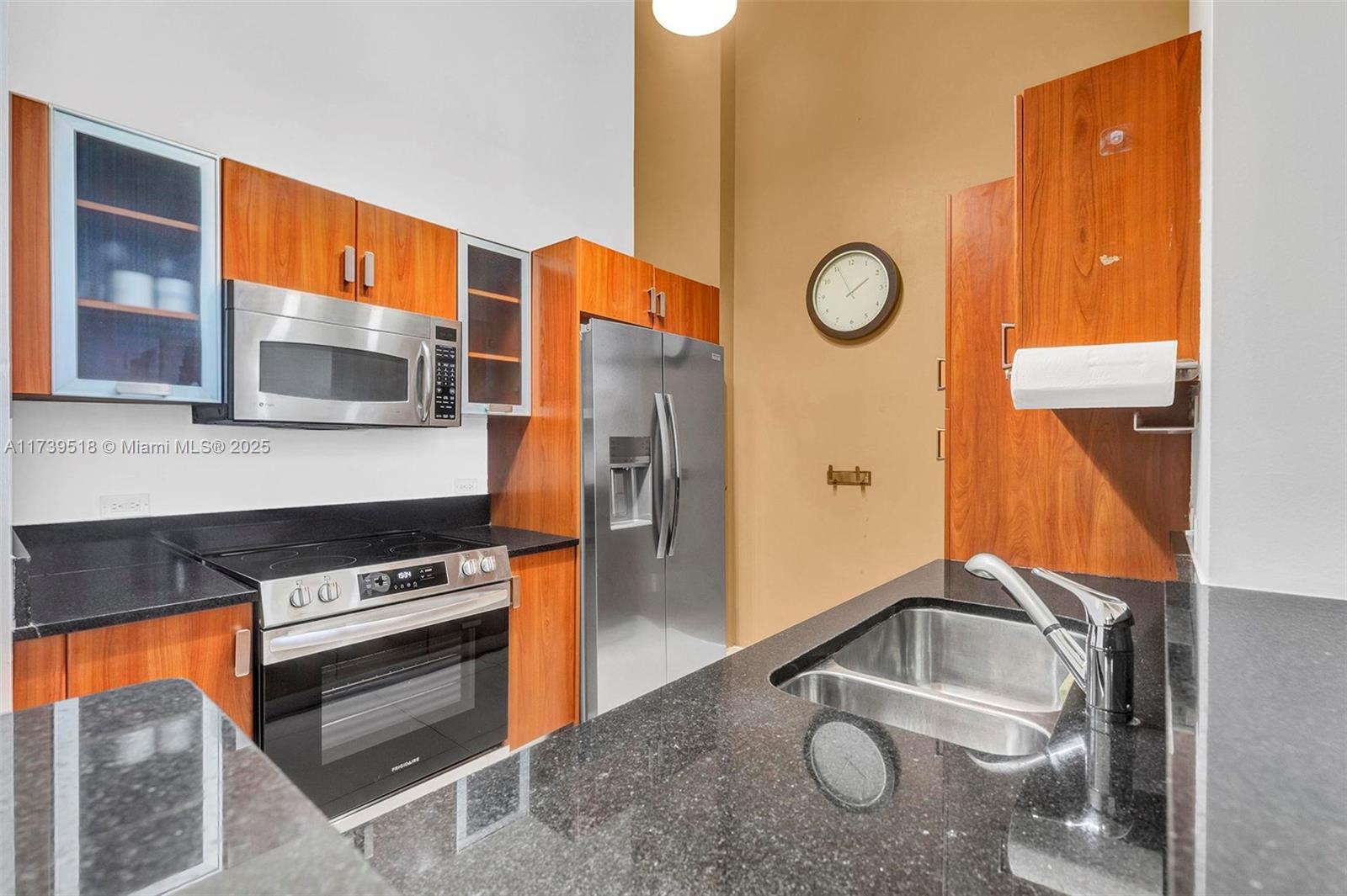 VENTURE AT AVENTURA EAST - Residential