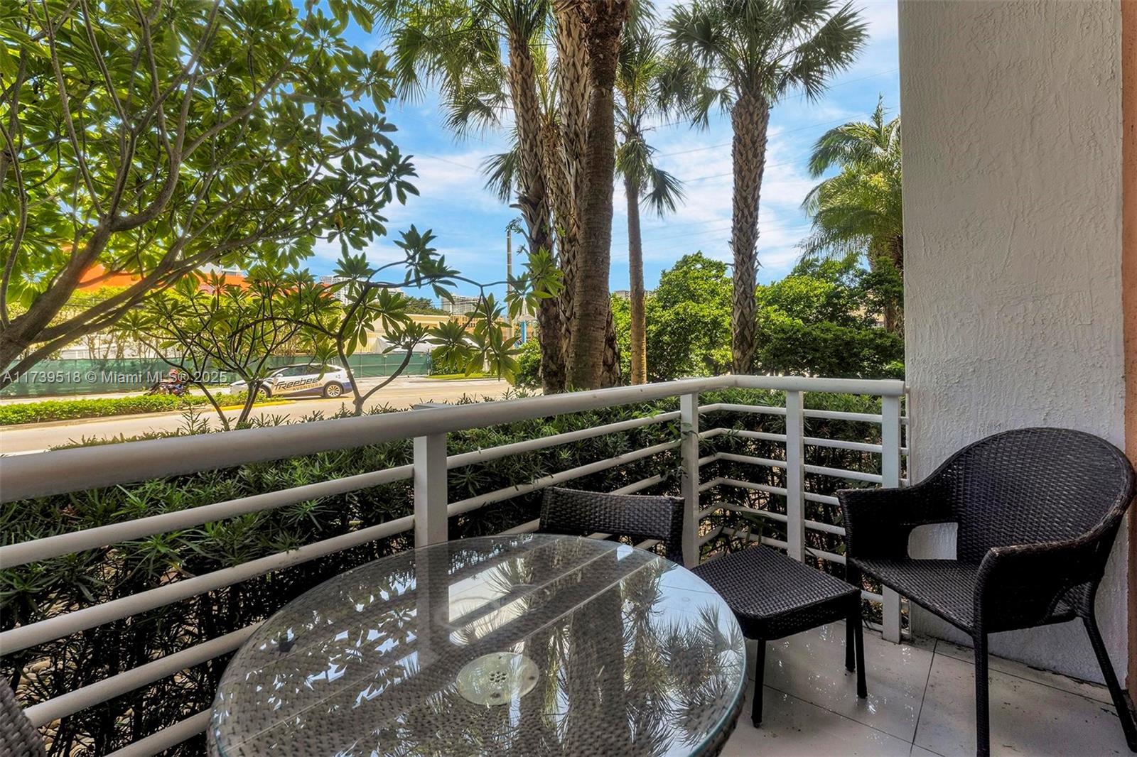 VENTURE AT AVENTURA EAST - Residential