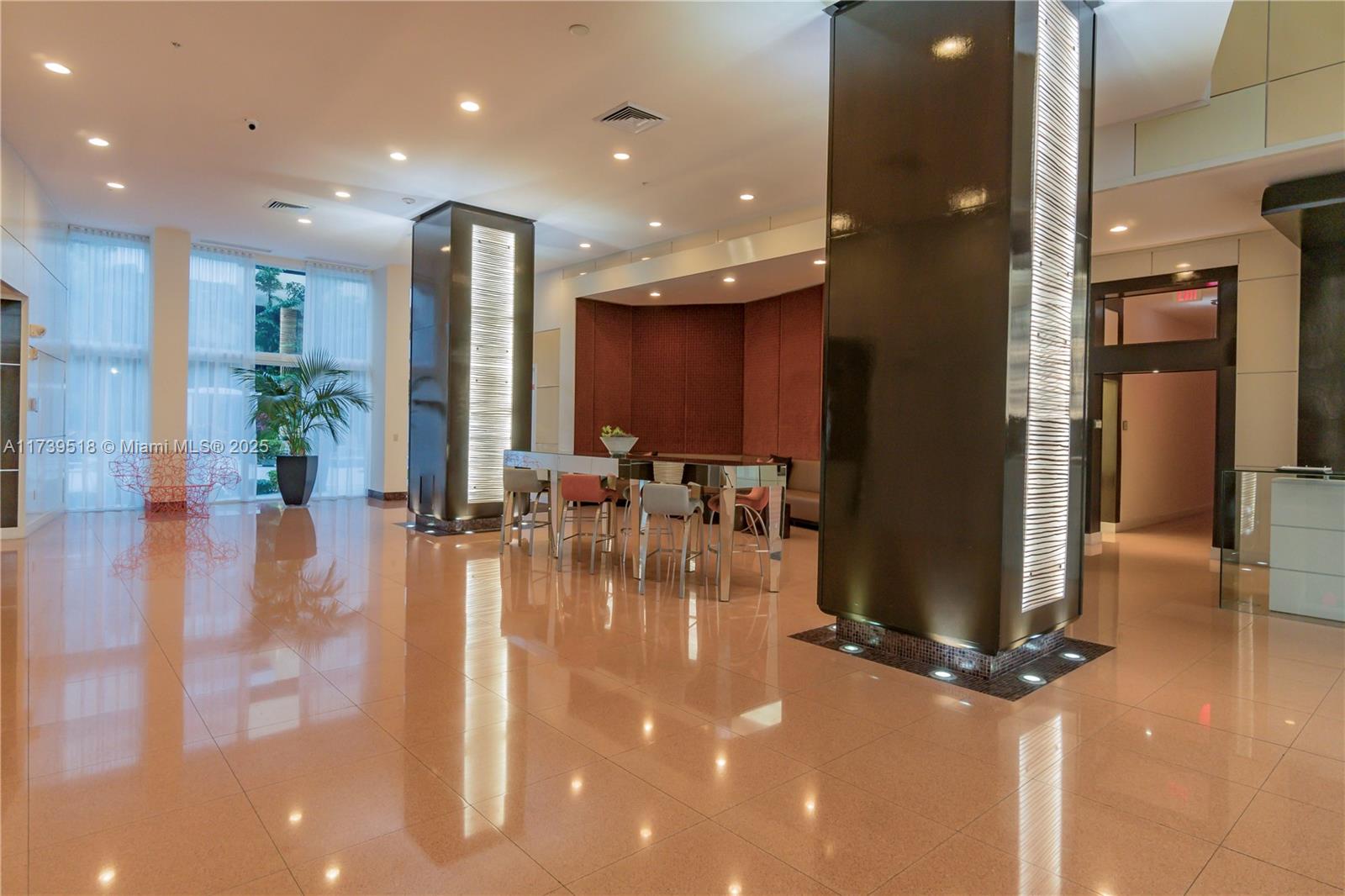 VENTURE AT AVENTURA EAST - Residential