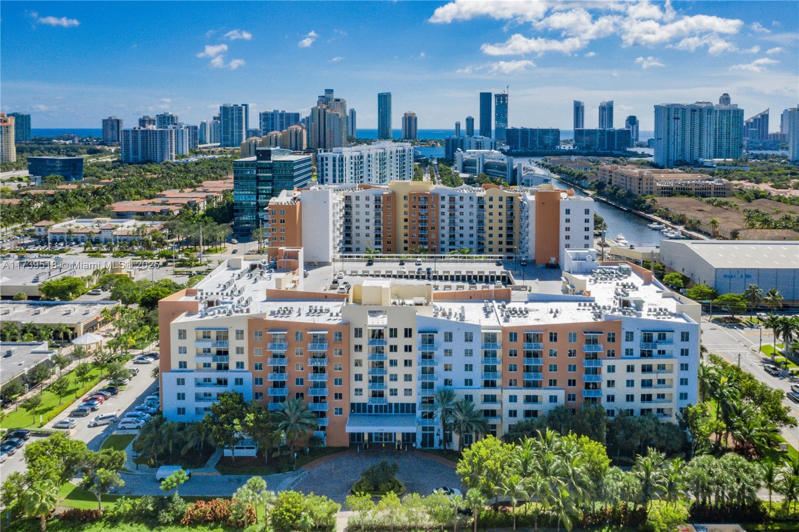 VENTURE AT AVENTURA EAST - Residential