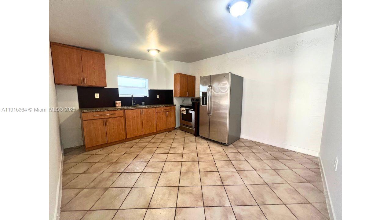 CENTRAL MIAMI PART 2 - Residential Lease