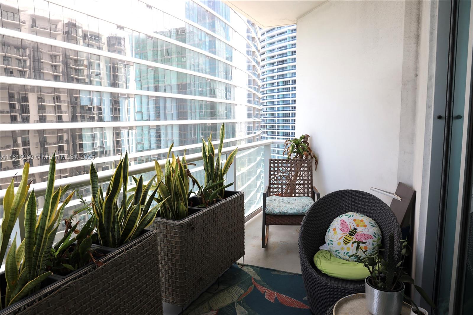300 S BISCAYNE BLVD T-3504