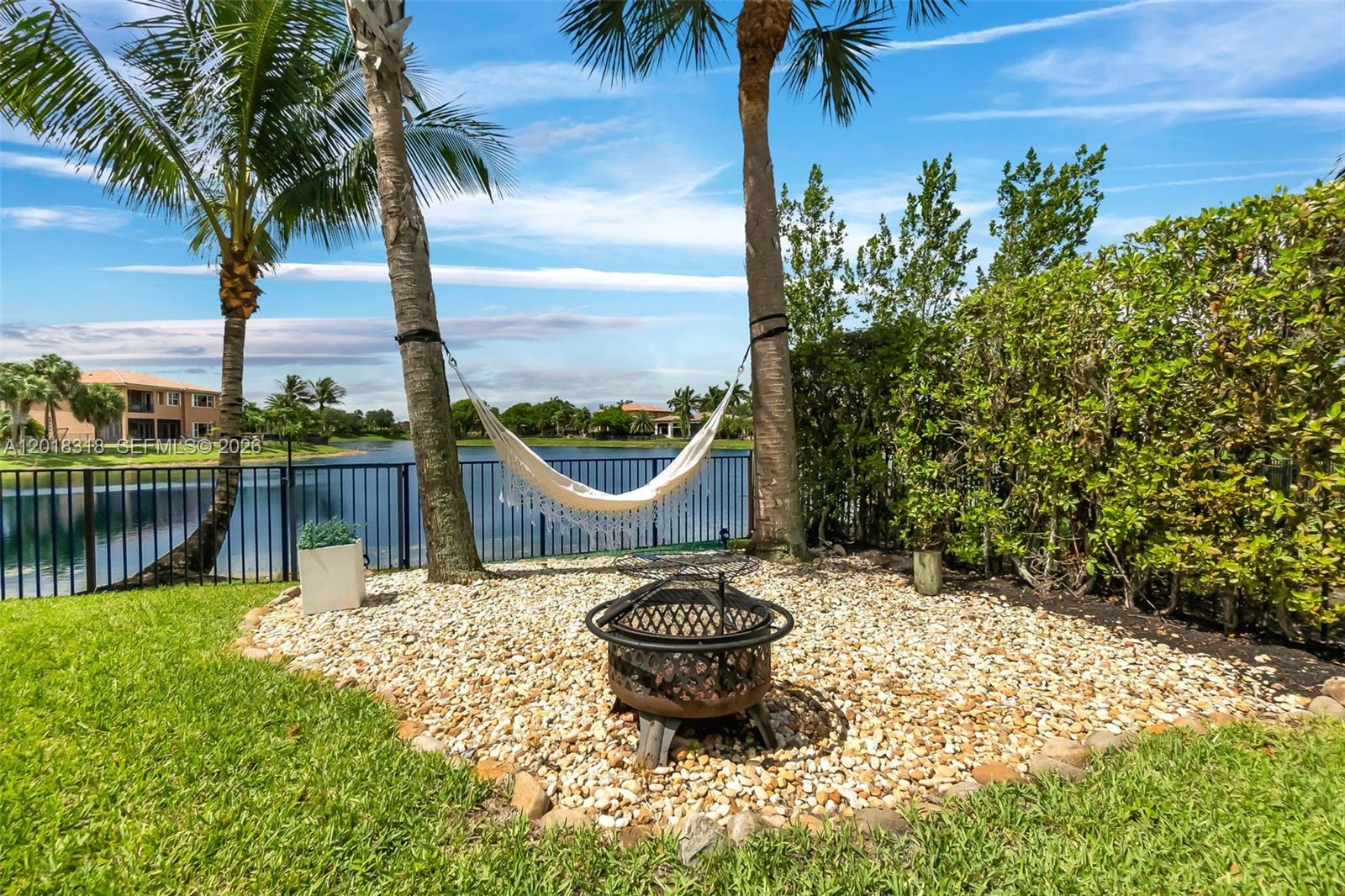 THE GLEN AT HERON BAY - Residential