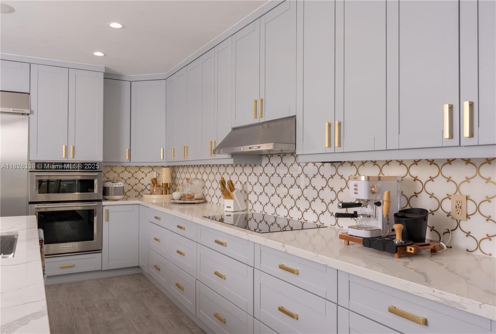 LAKE SURPRISE ESTATES - Residential