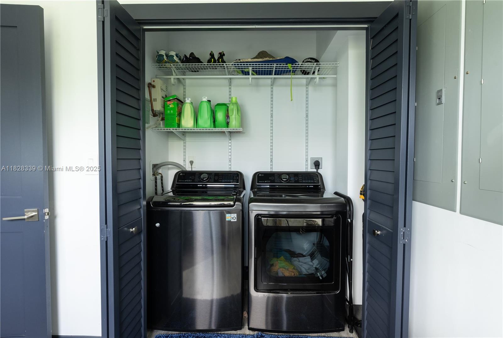 LAKE SURPRISE ESTATES - Residential