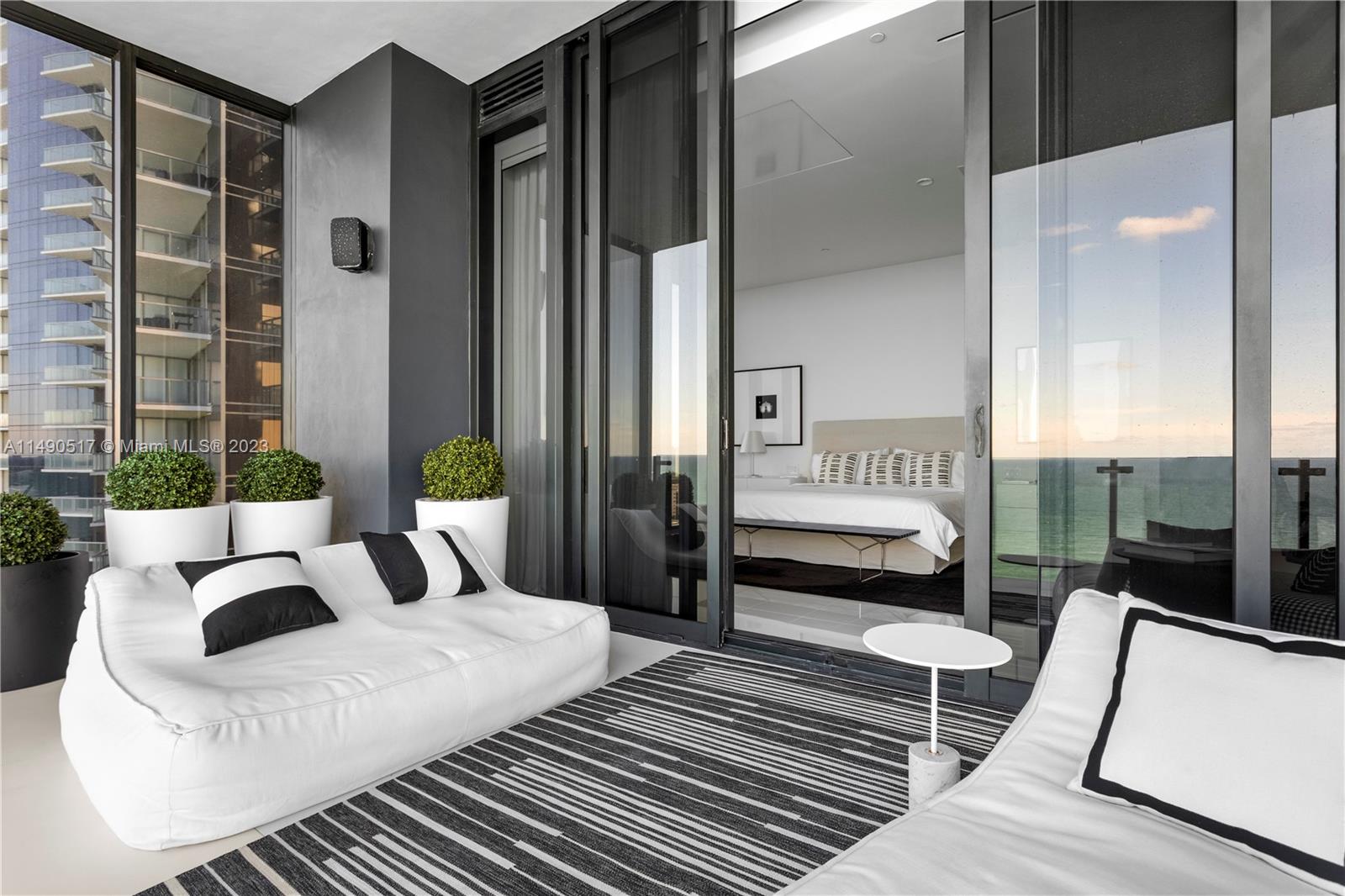 MUSE CONDO - Residential