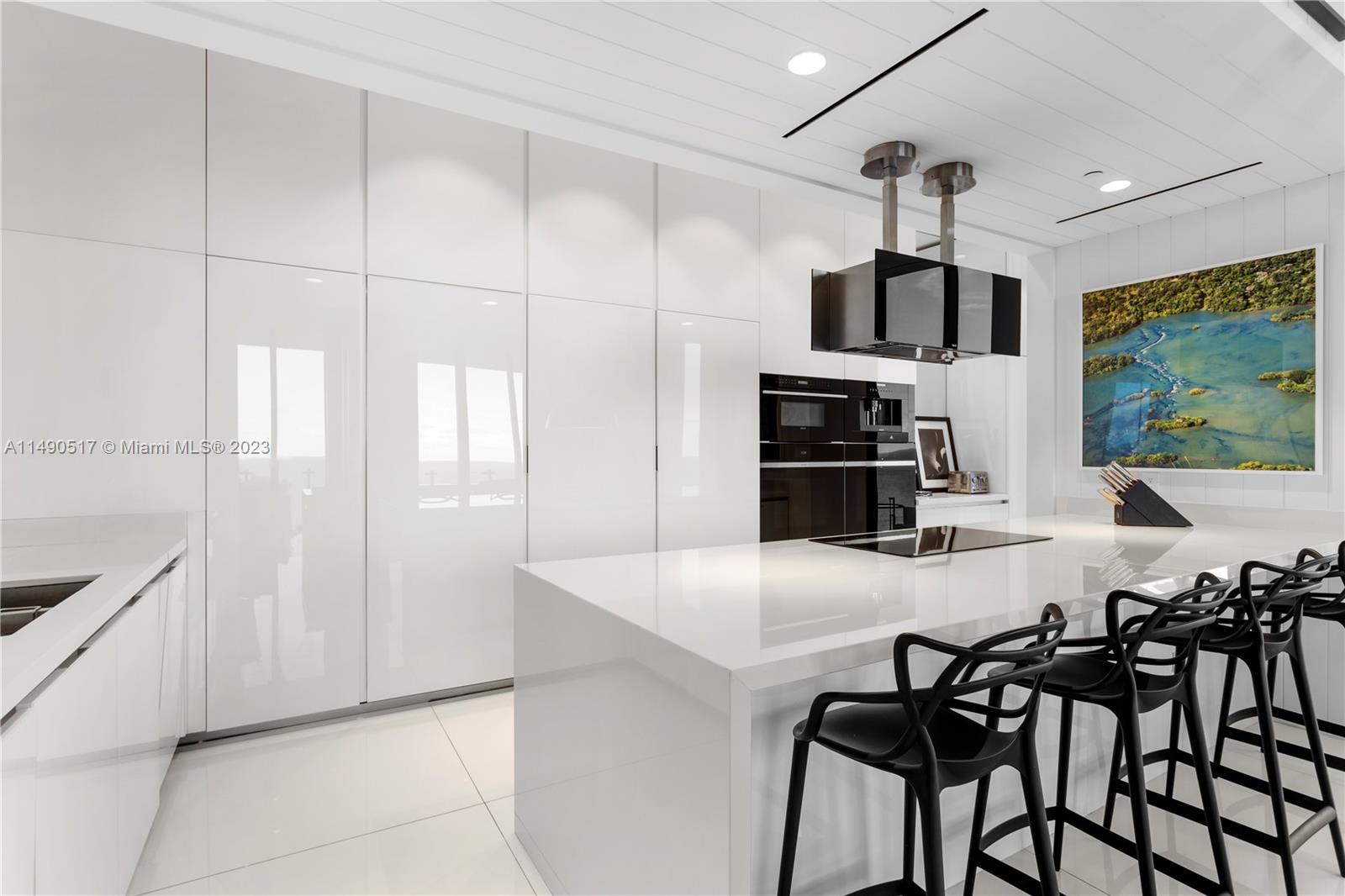 MUSE CONDO - Residential