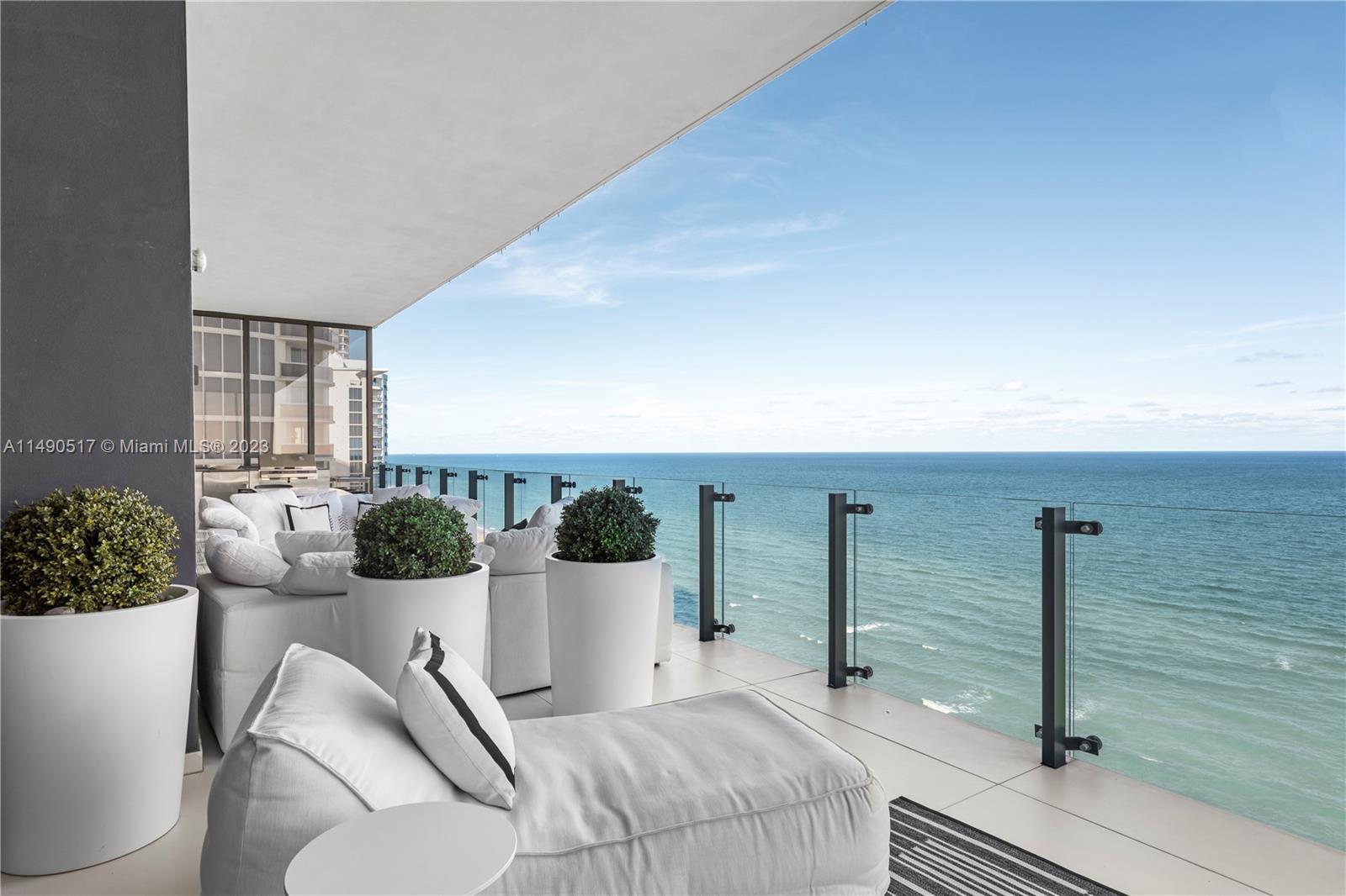 MUSE CONDO - Residential