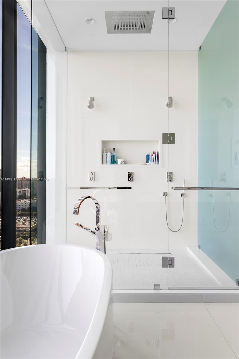 MUSE CONDO - Residential