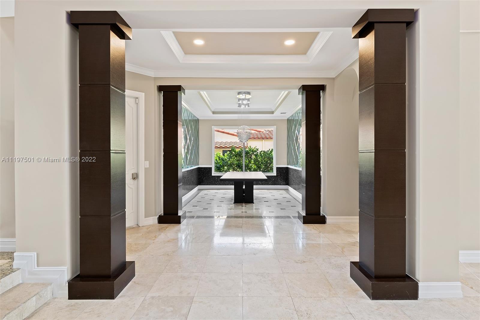 SEVEN ISLES - LAS OLAS - Residential