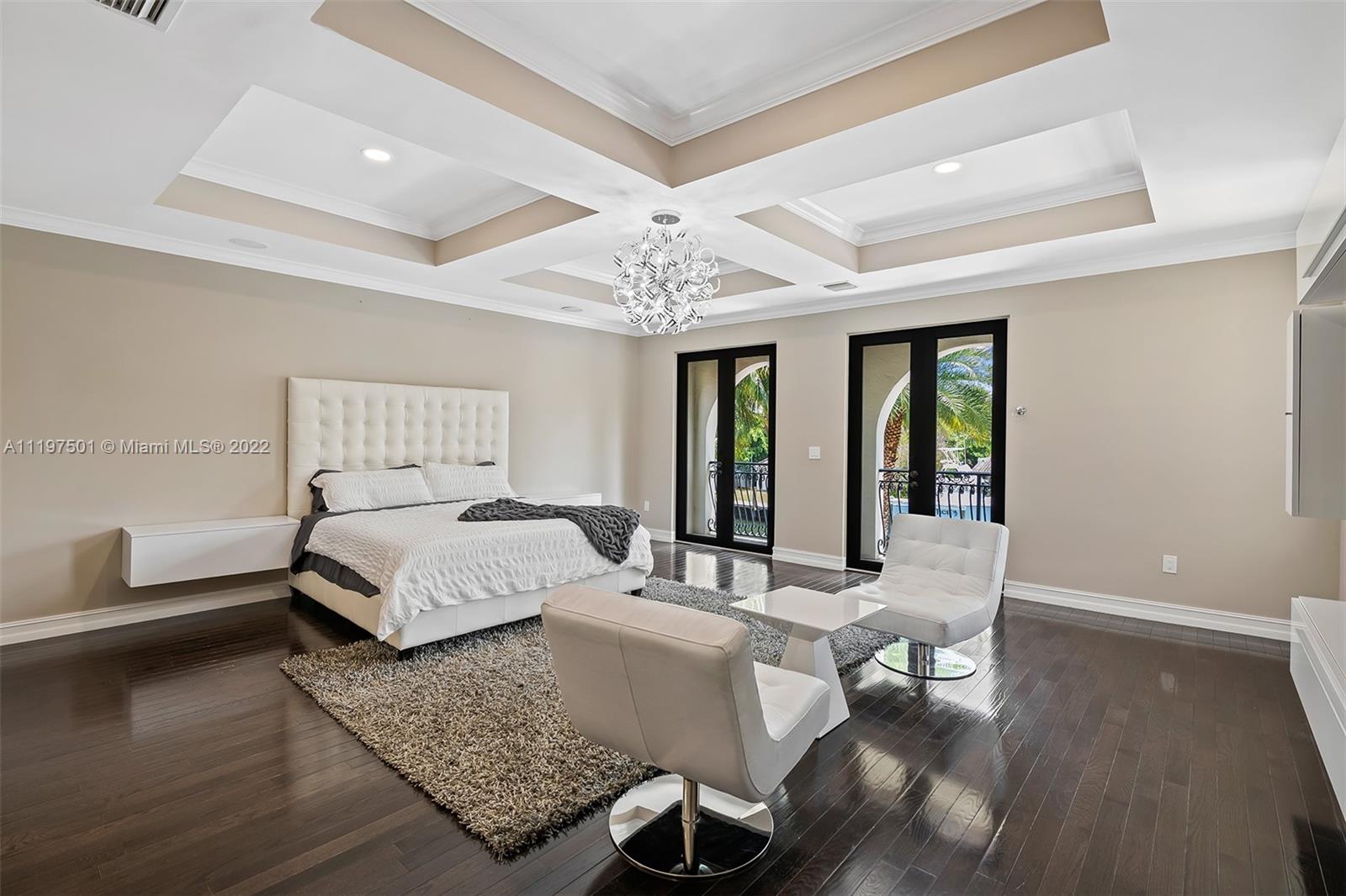 SEVEN ISLES - LAS OLAS - Residential