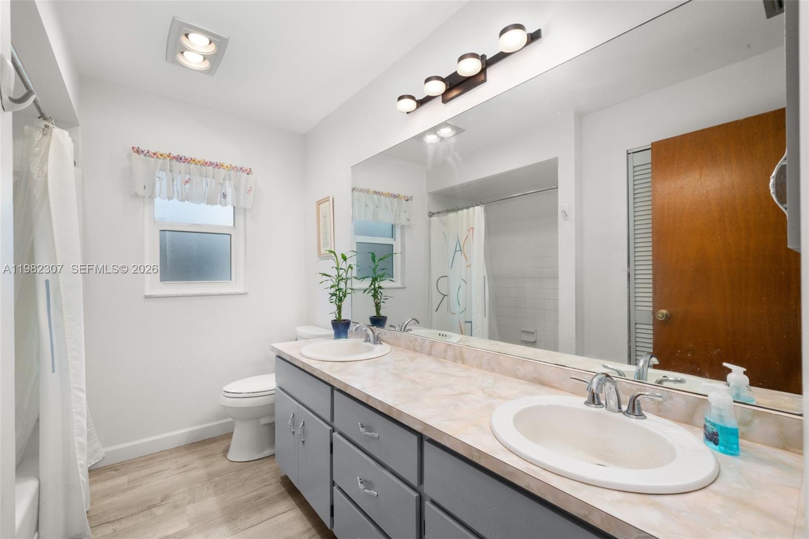 Orange Blossom Estates - Residential