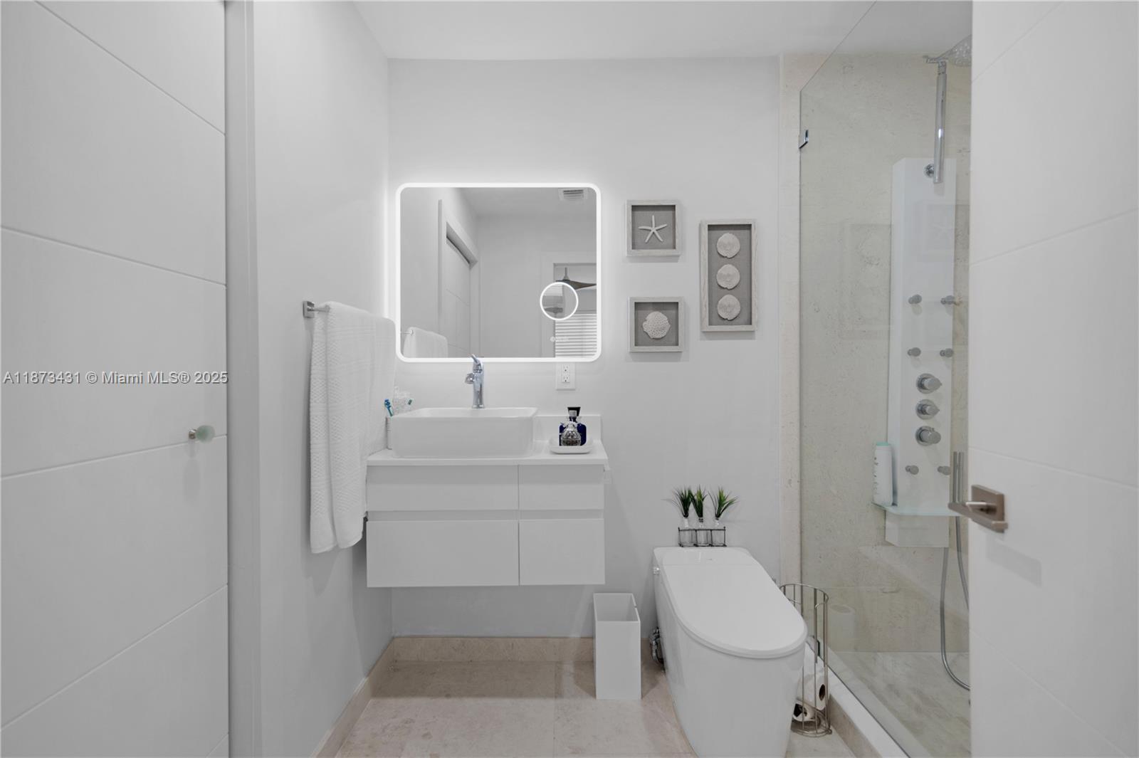 LARGO SOUND PARK - Residential