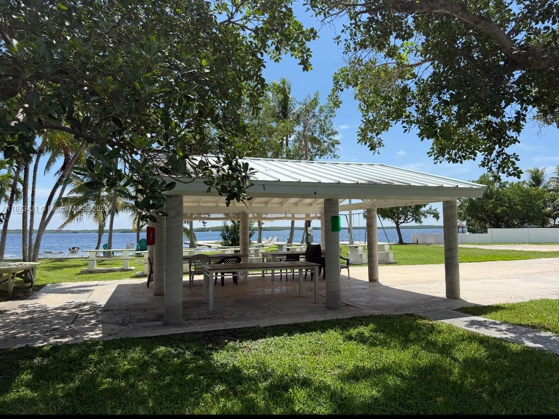 LARGO SOUND PARK - Residential
