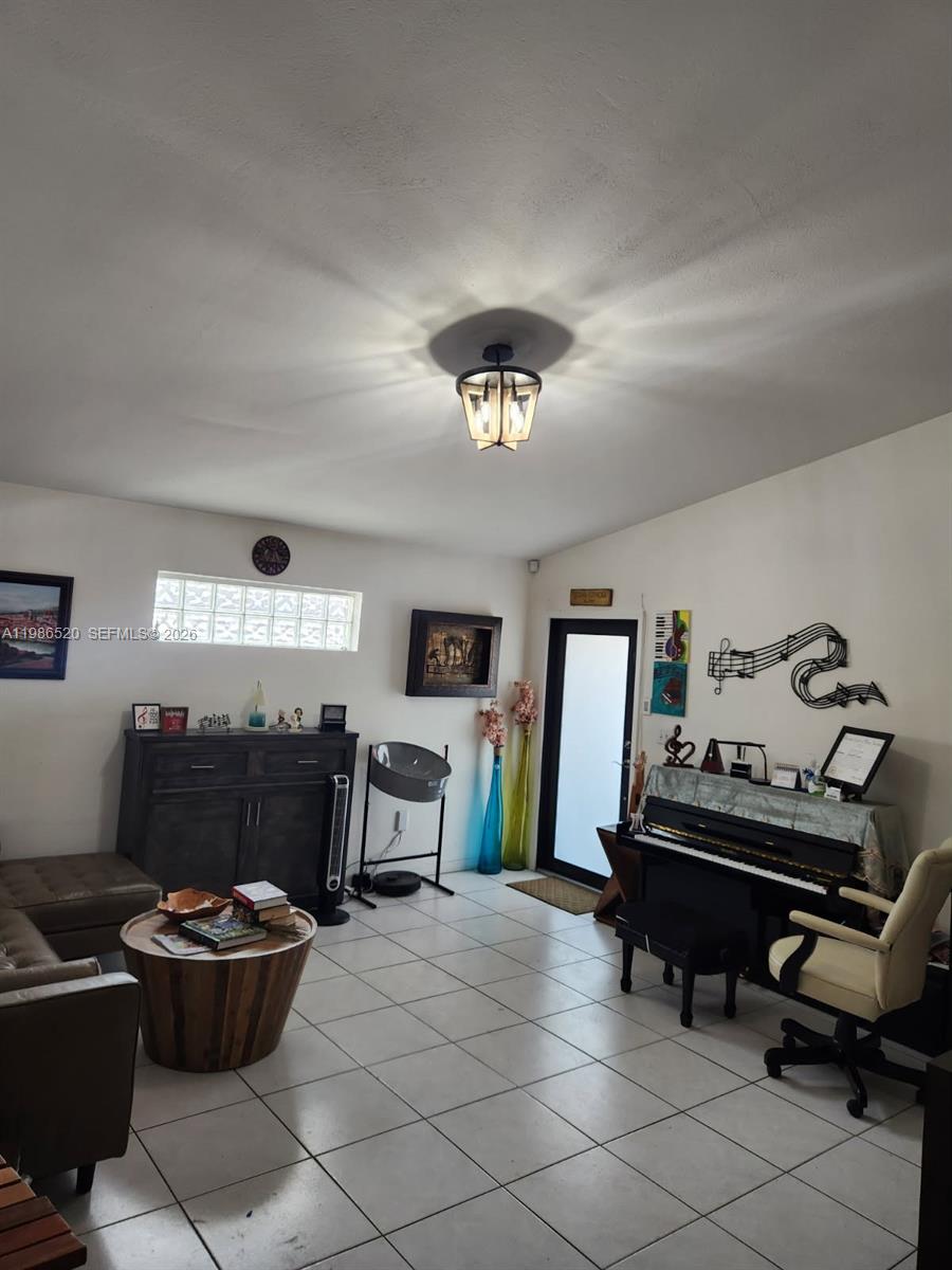 ARISTOTLE SUB PHASE IV - Residential