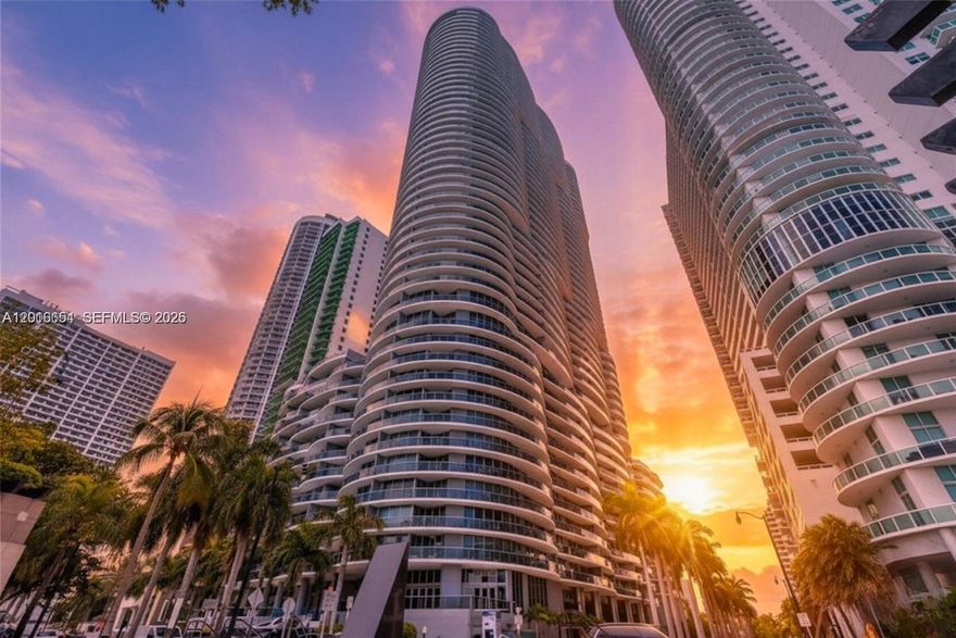 2-bed|2.5-bath on the 12th floor with stunning Intracoastal and city skyline views. This unit features an open layout, floor-to-ceiling,Italian cabinetry by Italkraft, premium SS appliances, and a large balcony offering privacy and comfort. Aria on the Bay is a full-service luxury building with world-class amenities, including sunrise and sunset pools, a state-of-the-art fitness center, yoga studio, movie theater, a waterfront park with tennis courts, beach volleyball, jogging paths, and a dog-friendly area. Located in the heart of Edgewater, with quick access to Miami Beach, Downtown, Brickell, Design District, and Miami Intl Airport.
