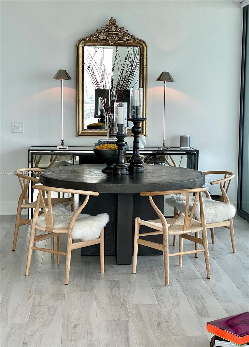 ONE PARAISO CONDO - Residential