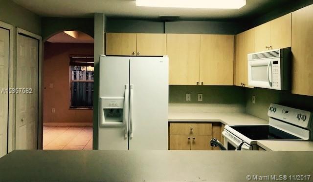 VILLA VIZCAYA CONDO - Residential Lease