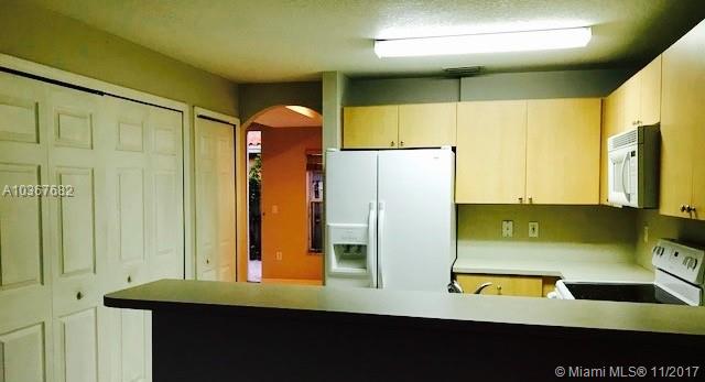 VILLA VIZCAYA CONDO - Residential Lease