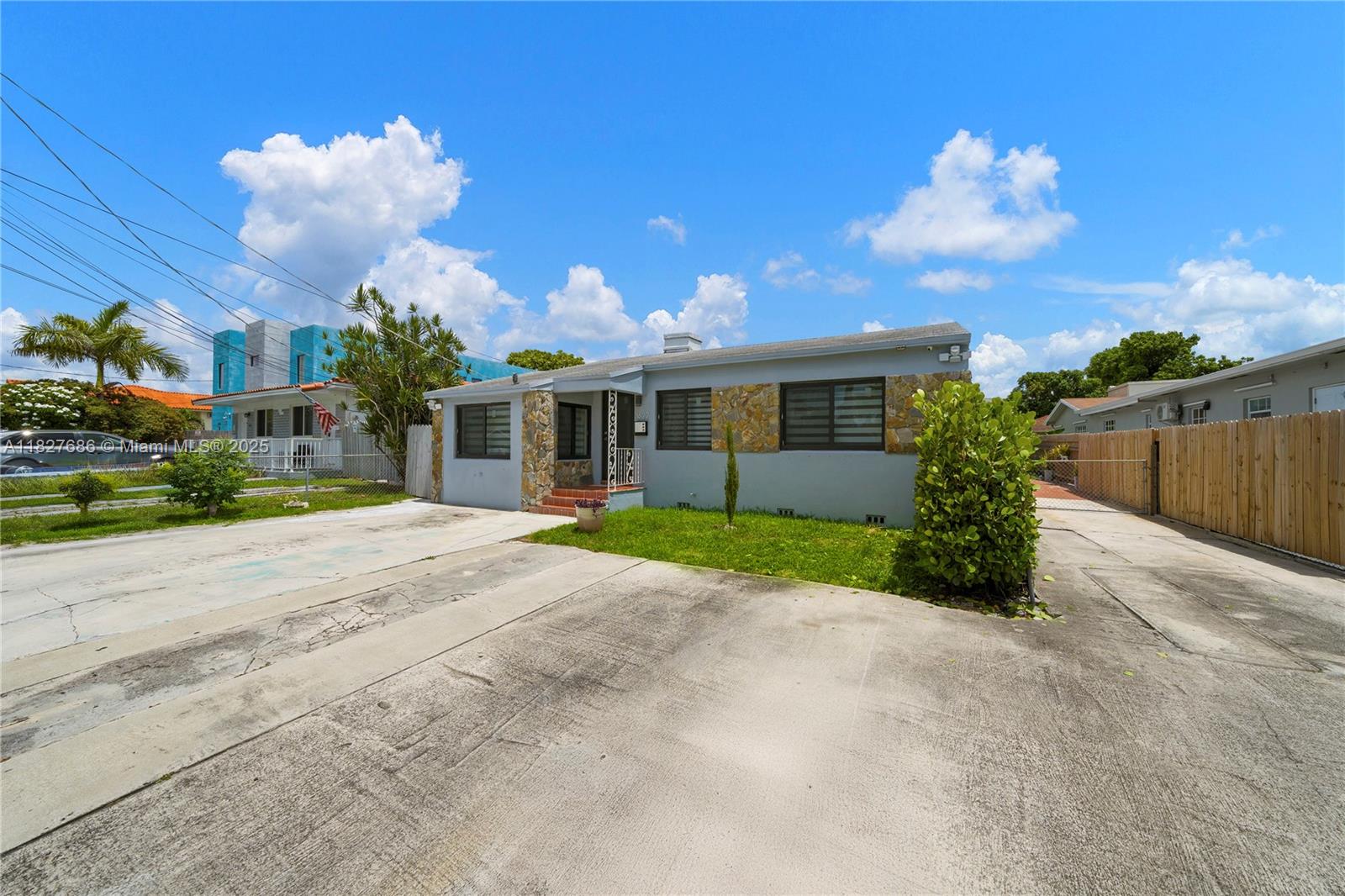 KIRKLAND HEIGHTS AMD - Residential Lease