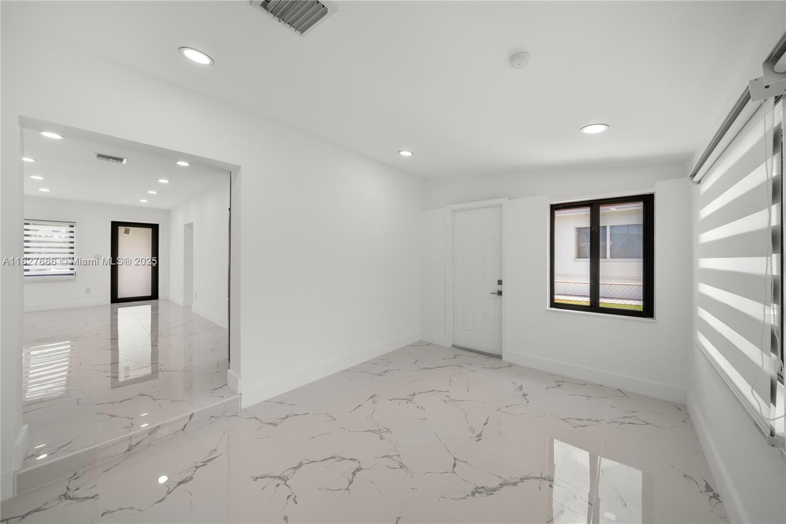 KIRKLAND HEIGHTS AMD - Residential Lease