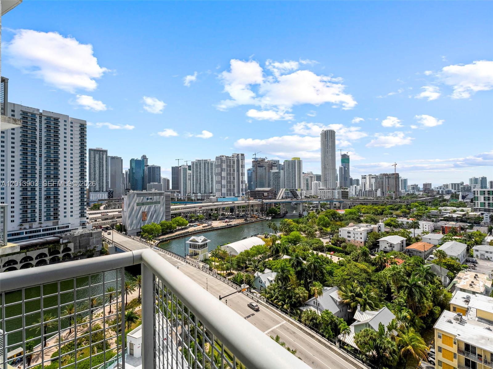 NEO CONDO - Residential