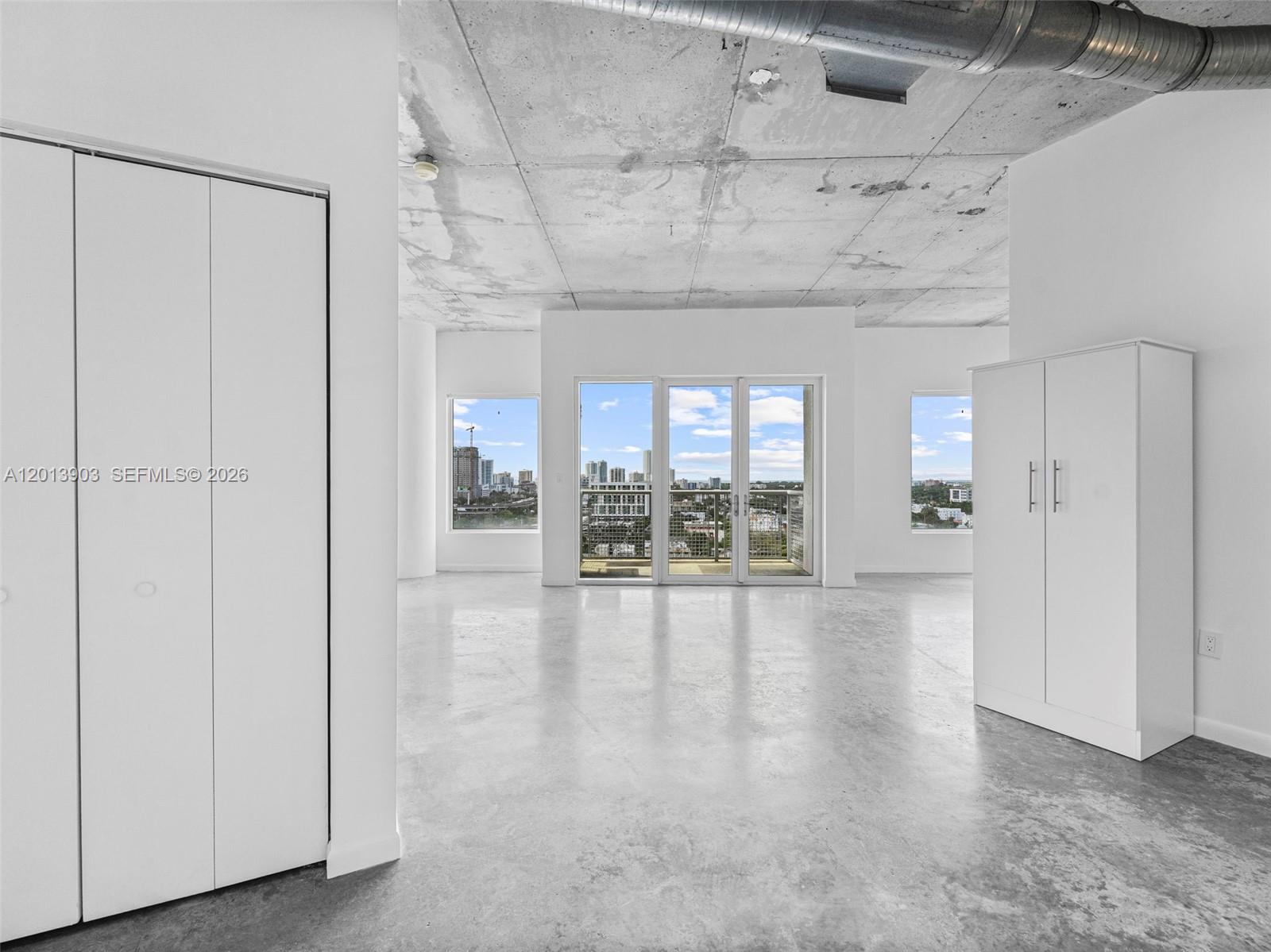 NEO CONDO - Residential