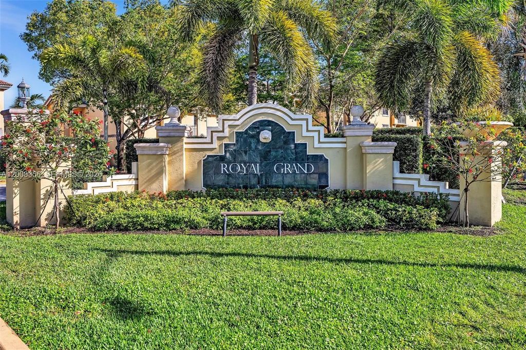 Photo of 2600 S University Dr #226, Davie, FL 33328 (MLS # A12008356)