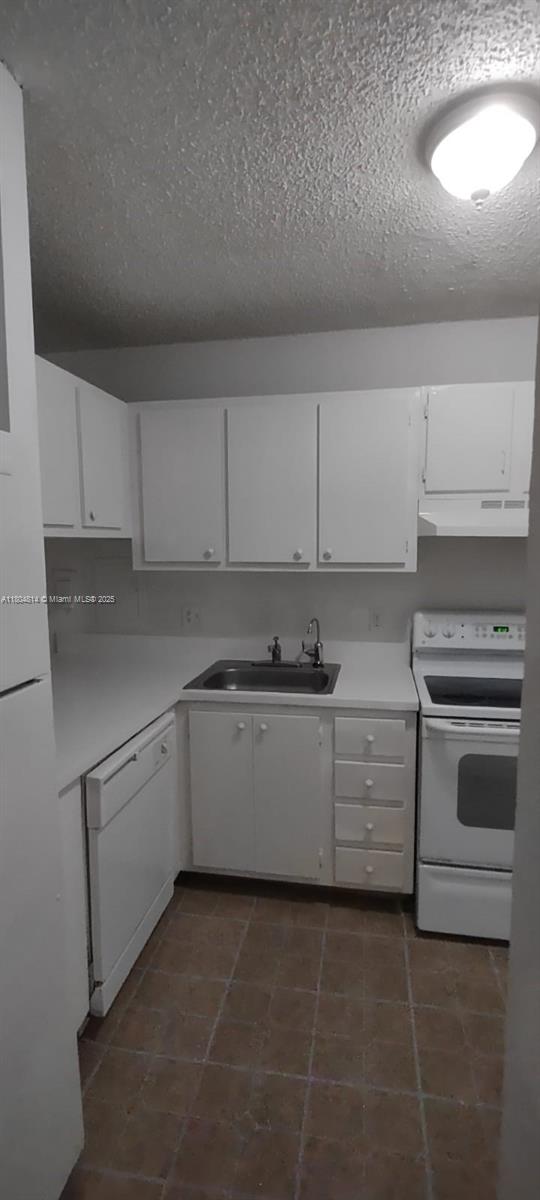 4007 N University Dr 210, Sunrise, Miami-Dade County, Florida - 2 Bedrooms  
2 Bathrooms - 