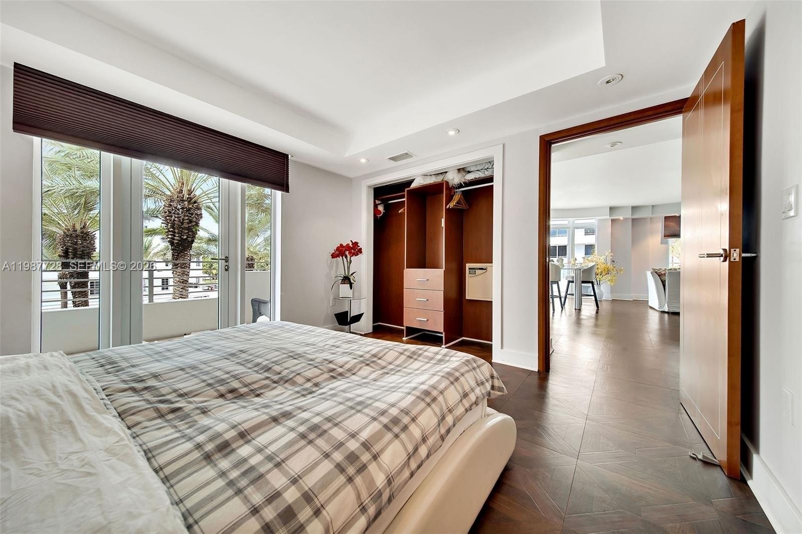 OCEAN FIVE CONDO - Residential