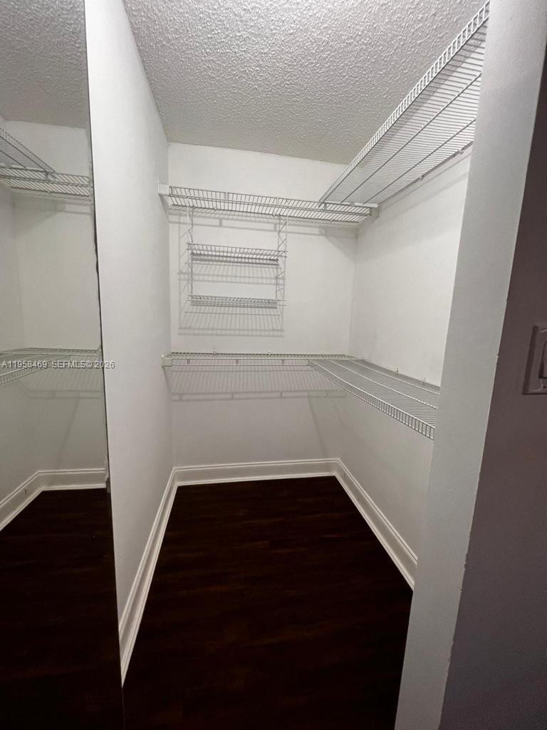 STERLING VILLAGES OF PALM - Residential Lease