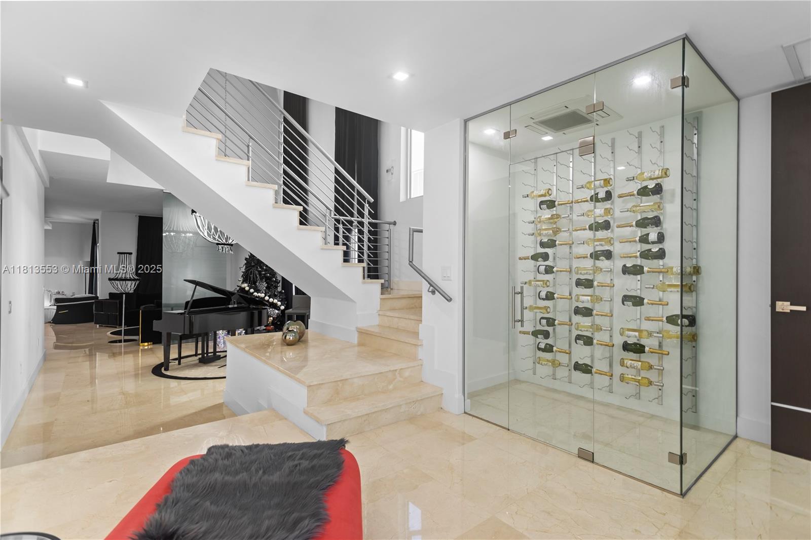 3420 Nw 84th Ave, Doral, Miami-Dade County, Florida - 4 Bedrooms  
5 Bathrooms - 
