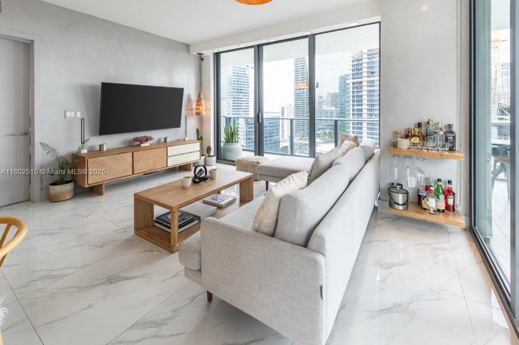 1300 S MIAMI AVENUE CONDO - Residential