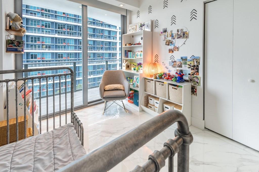 1300 S MIAMI AVENUE CONDO - Residential