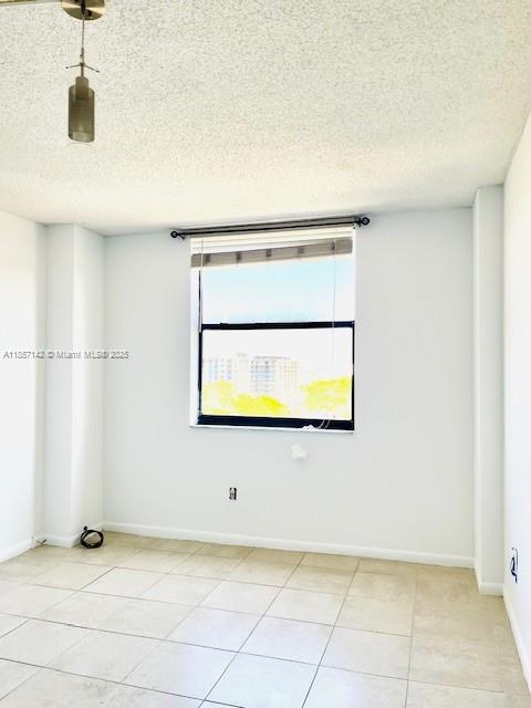 GREENWICH PH I CONDO - Residential