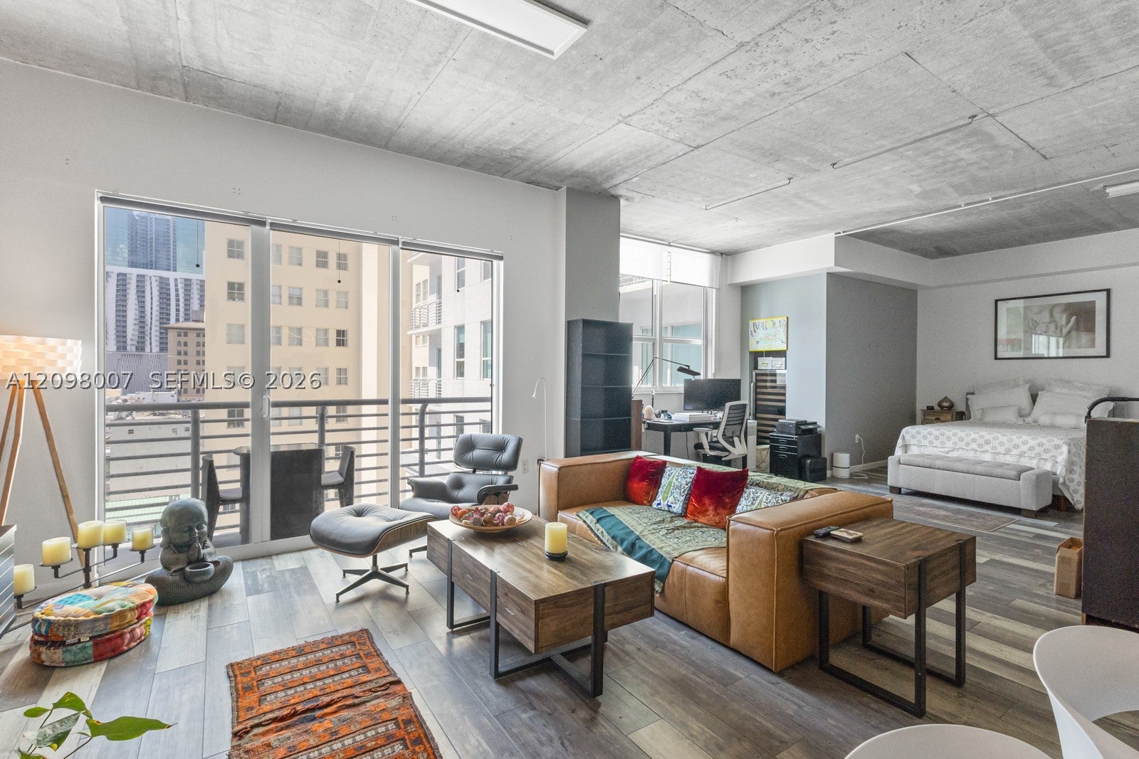 133 NE 2nd Ave 1008