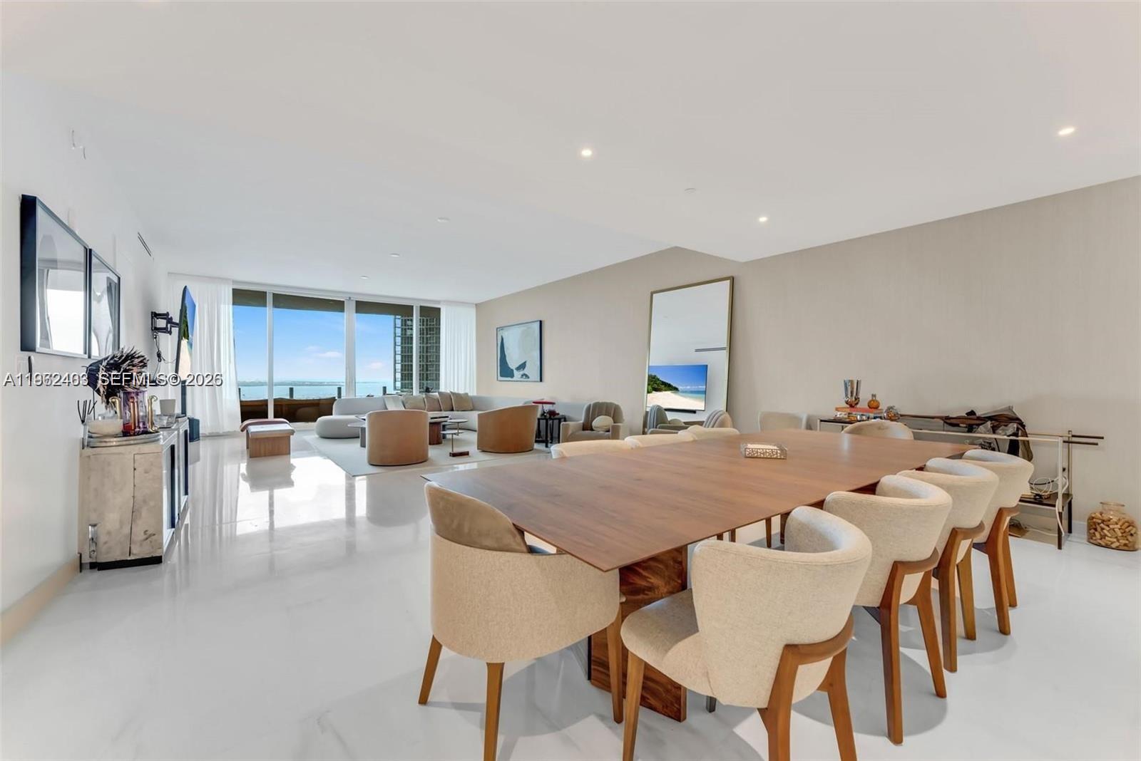 300 Biscayne Boulevard Way 4104C