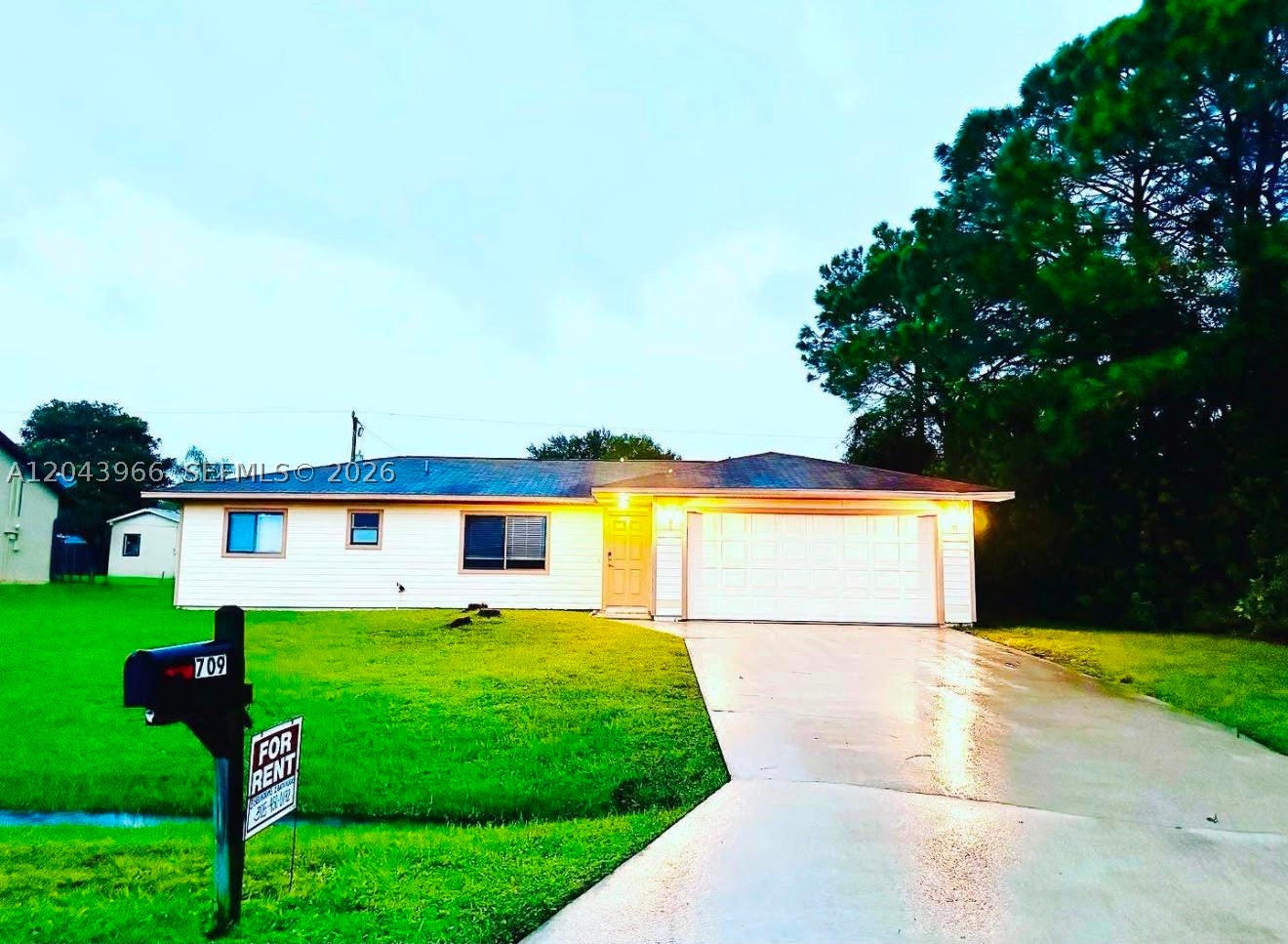 Photo 1 of 9 — 709 NW Cuxhaven St, Palm Bay, FL 32907