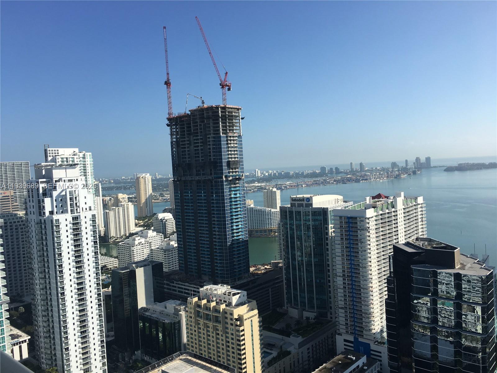 SLS BRICKELL CONDO - Residential