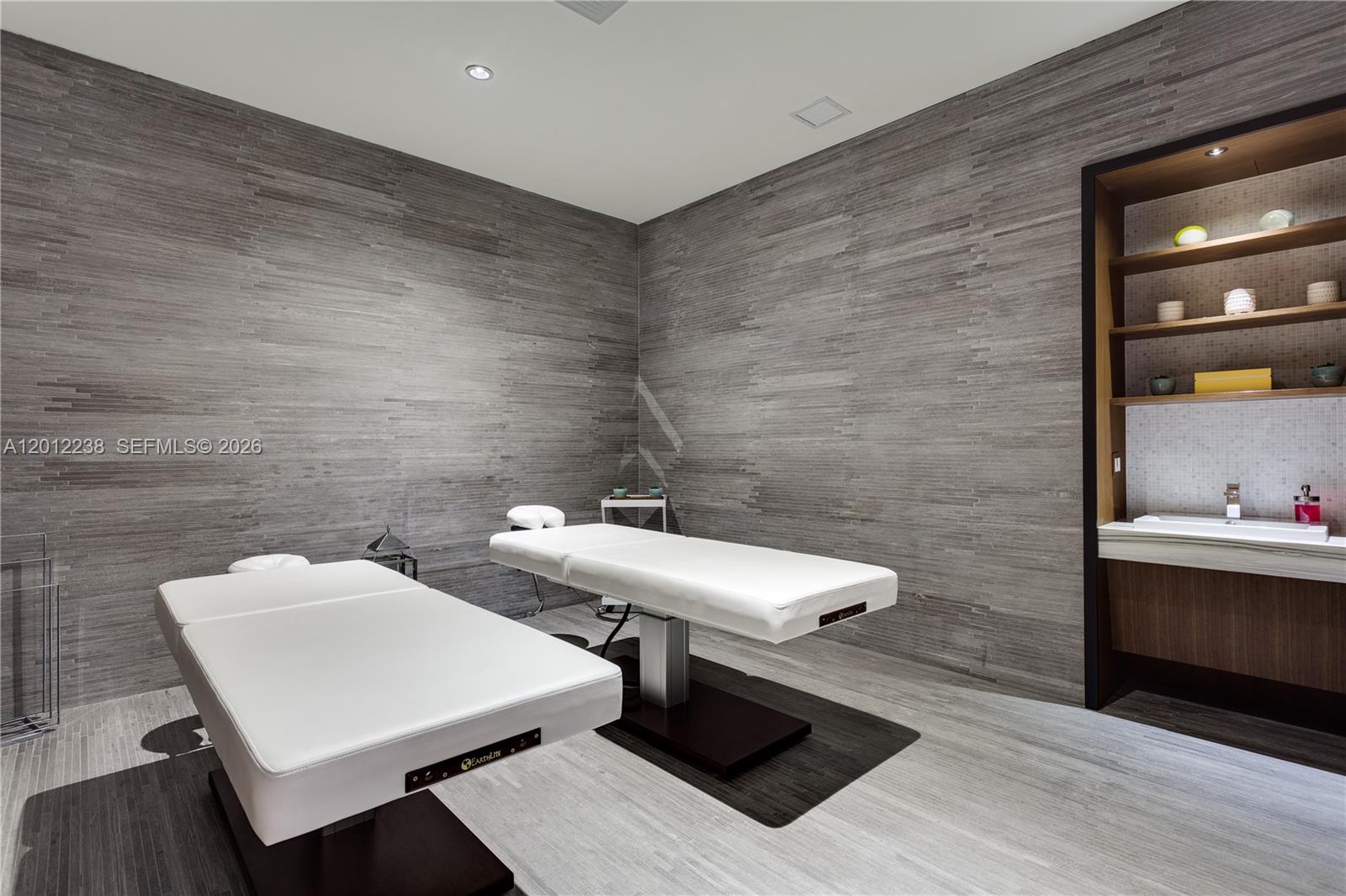 BRICKELL HEIGHTS EAST CON - Residential