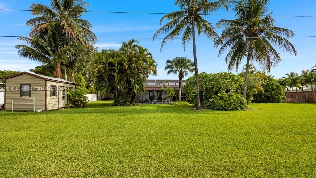 Miami, Florida 33176, United States, 4 Bedrooms Bedrooms, ,3 BathroomsBathrooms,Residential,Active,177493