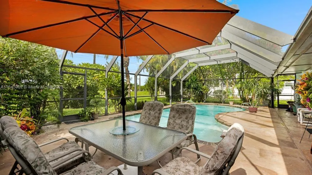 Miami, Florida 33176, United States, 4 Bedrooms Bedrooms, ,3 BathroomsBathrooms,Residential,Active,177493