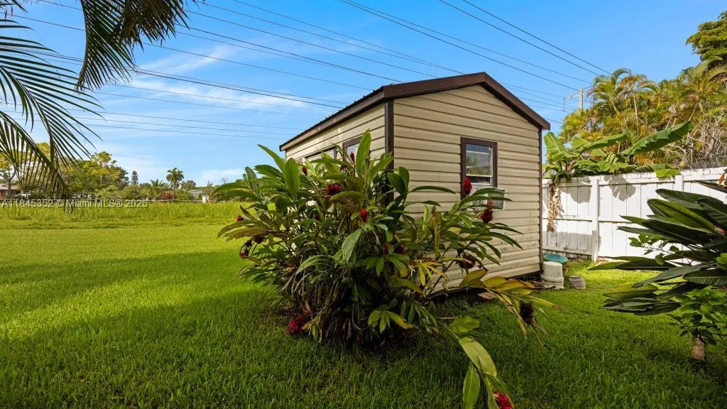 Miami, Florida 33176, United States, 4 Bedrooms Bedrooms, ,3 BathroomsBathrooms,Residential,Active,177493